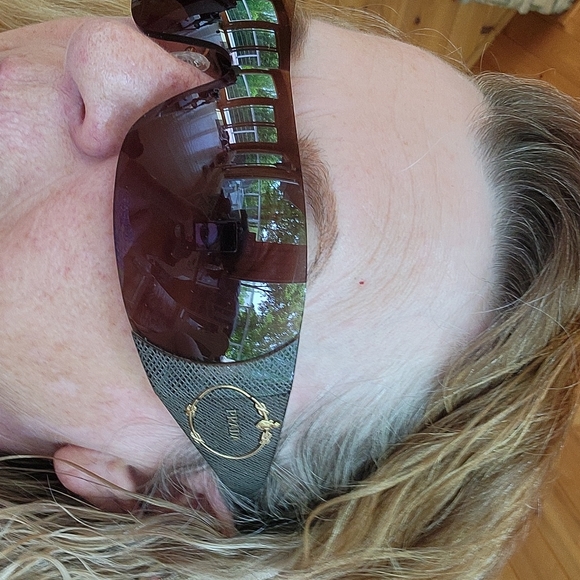 BOUTIQUE PRADA Gorgeous Vintage - Picture 6 of 7